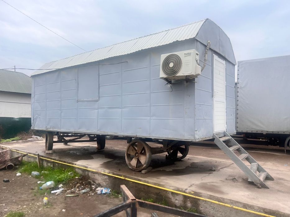 Домик в колесах………