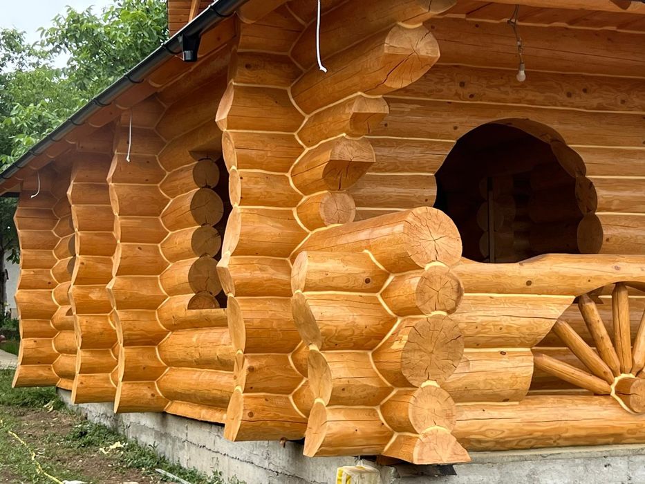 Cabane lemn rotund