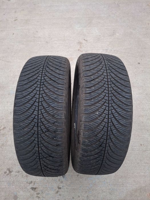 2бр. всесезонни гуми 205/55/17 Goodyear