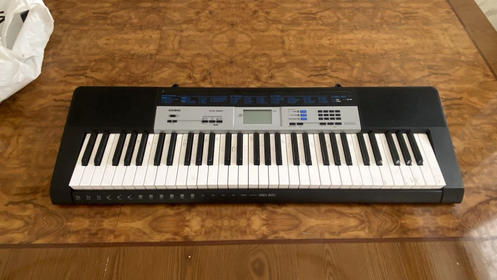 Синтезатор CASIO CTK-1550 продаётся!