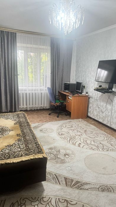 продам двухкомнатную квартиру