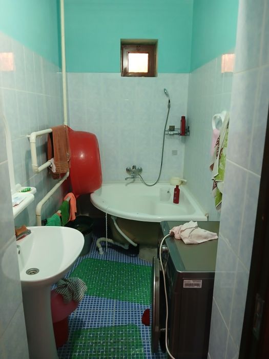 Мирмирондан ховли сотилади