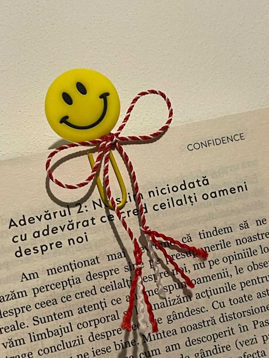 Set 6 Mărțișoare Semn de Carte Agrafă cu Smiley–Ambalate Individual