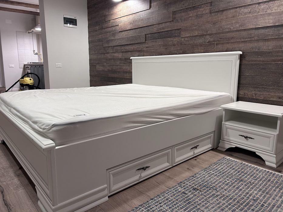 Pat dormitor + noptiere