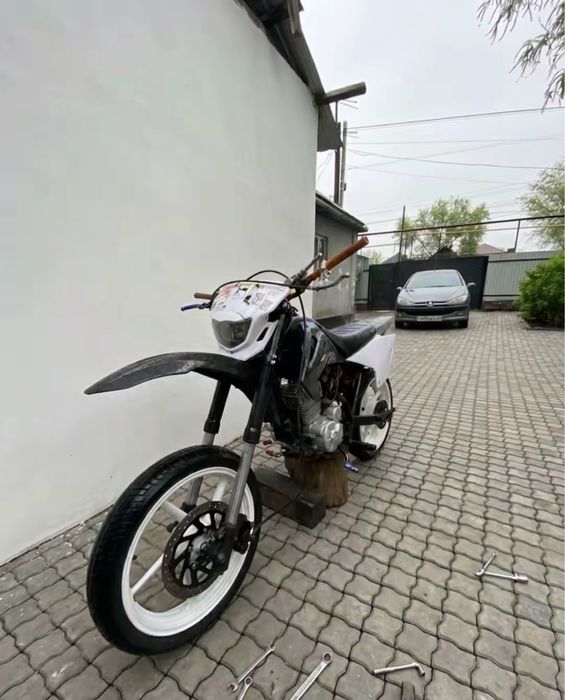 Продам эндуро 250