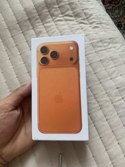 Iphone xr в корпусе 17 pro max