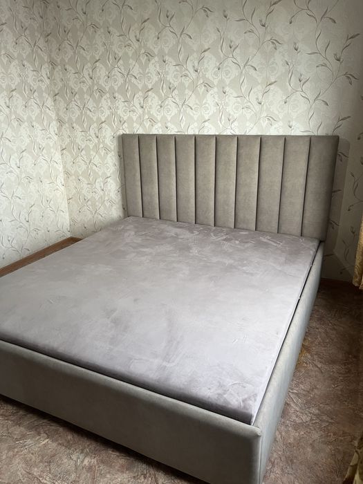 Продам новый диван