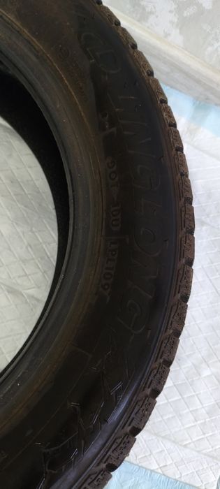 Продам 4 зимних шины