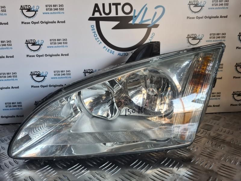 Far crom stanga Ford Focus 2 DA