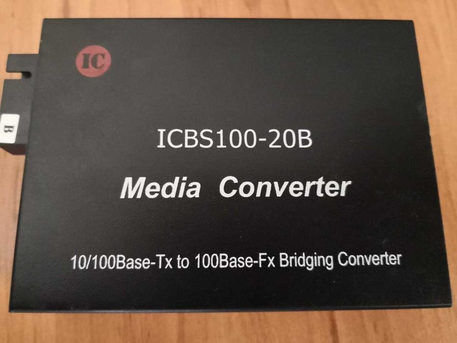 4 броя Етернет конвертори Ethernet Media Converter