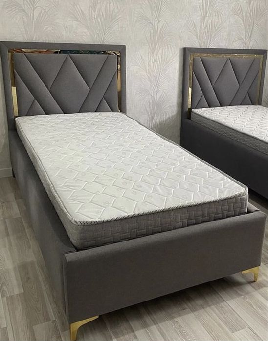 Продам 1 спальную кровать