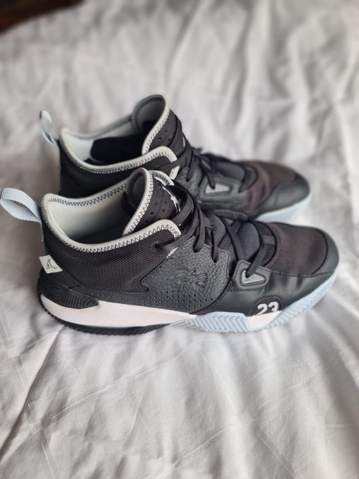 Nike Air Jordan Stay Loyal 2