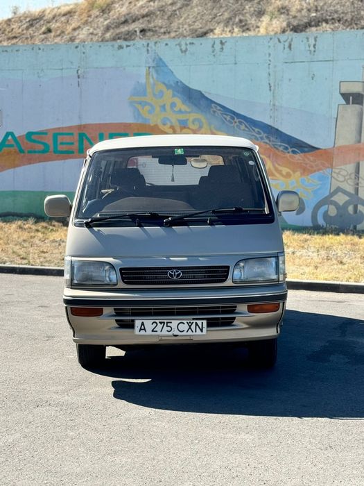 Toyota Hiace 1996