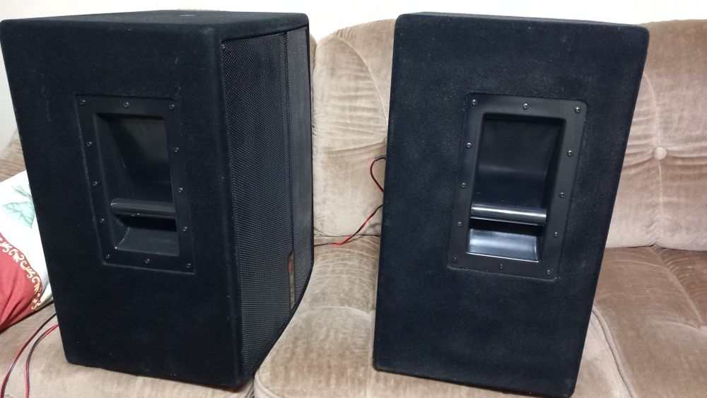 Vlnd doua incinte pe 15" Hk.inpecabile și perfect functionale