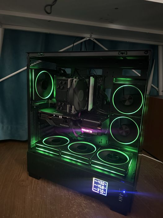 Calculator Gaming Cu Garantie AMD Ryzen 5 7600X 16GB Ram DDR5 6400MHz RX 7600XT 16GB SSD 500GB