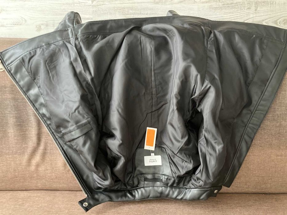 Geaca de piele nou-nouta pentru Barbati marca CELIO , marimea S