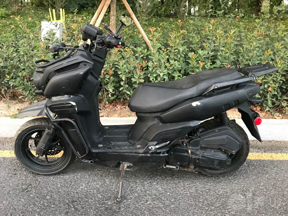 Скутор ТАНК 150 куб.
