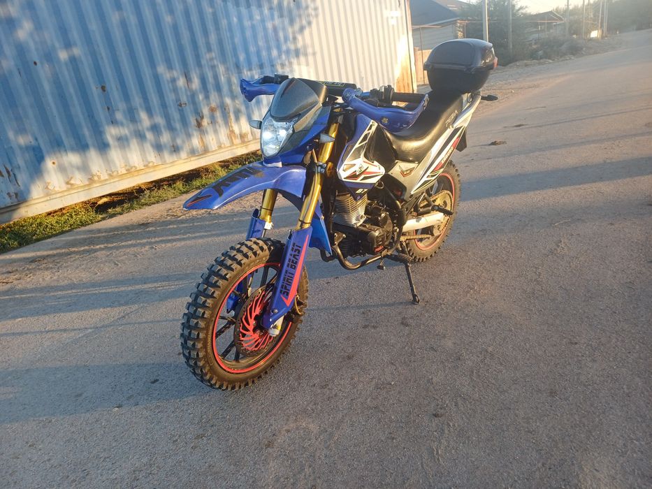 Продам мотоцикл Эндуро на ходу