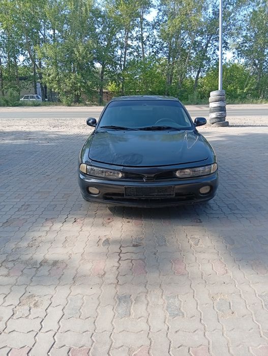 Mitsubishi Galant