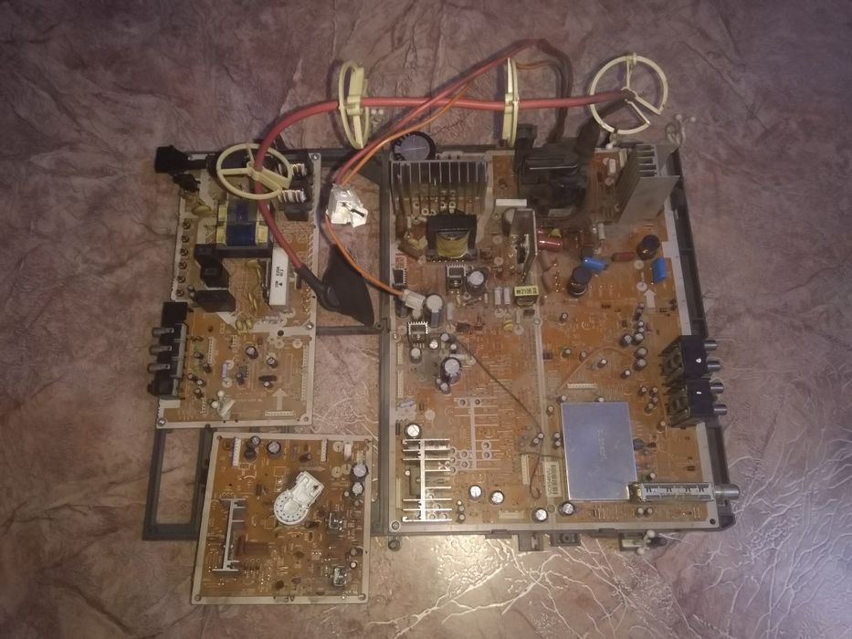 Продам Радиодетали