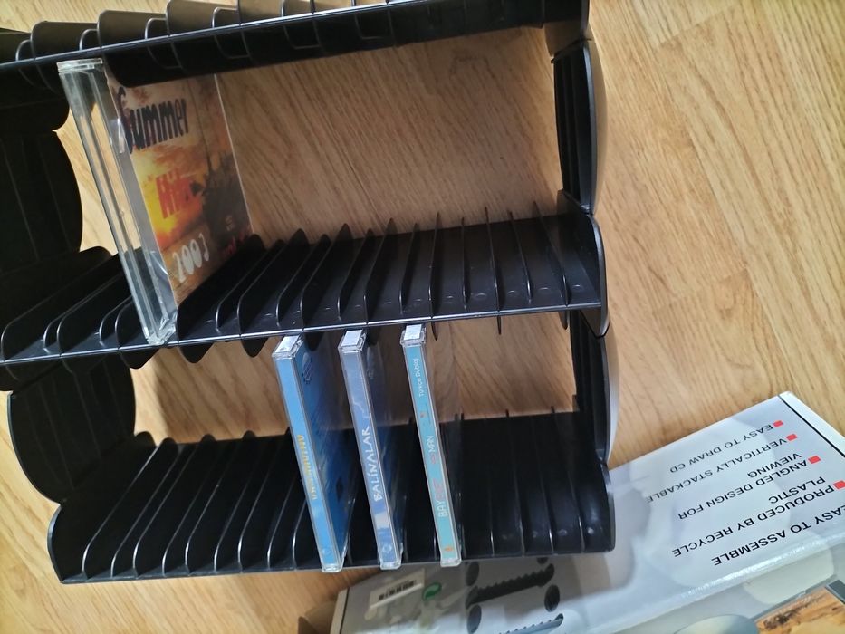 Compact disc rack hold 40 cd