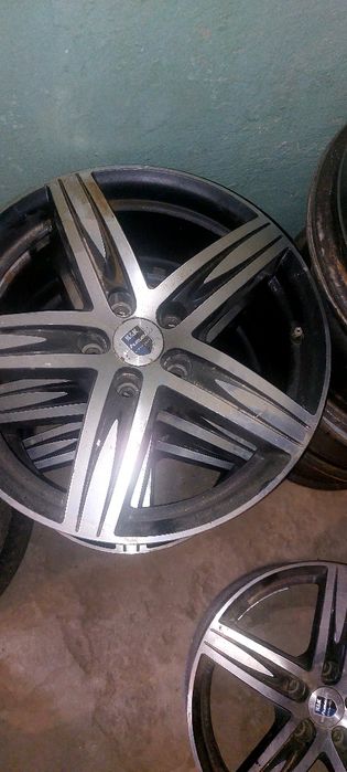 Продам диски r17