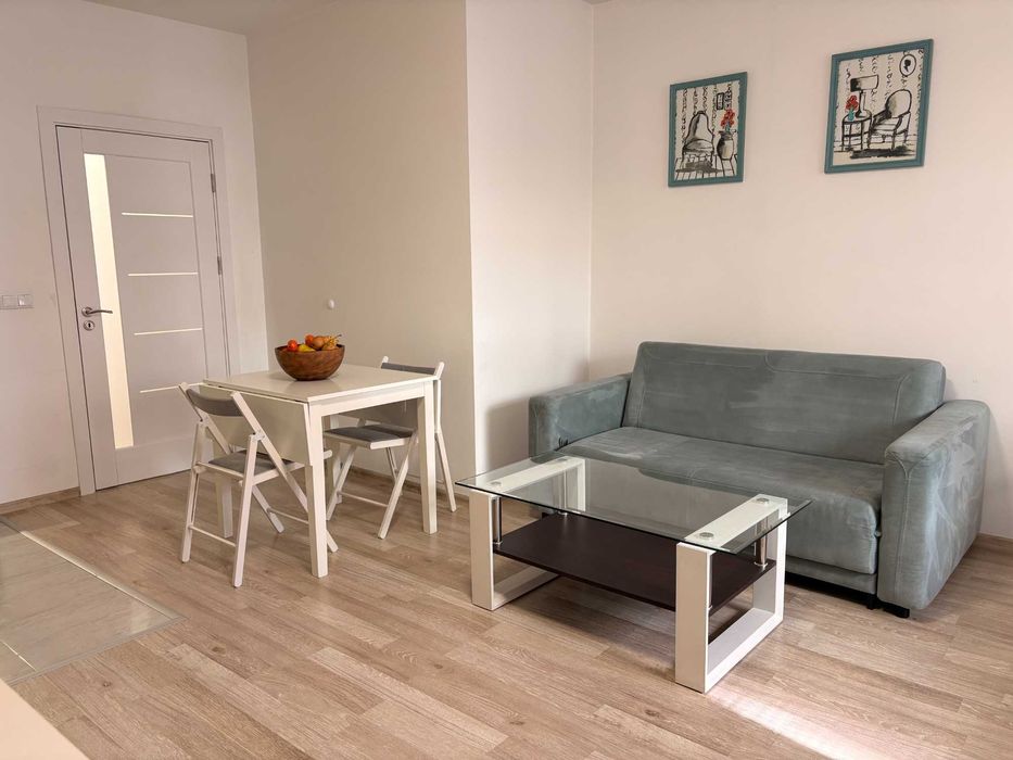 Дава се под наем Двустаен апартамент в Варна, Гранд Мол Варна - 60 кв.м за 498.27 € - Снимка #2