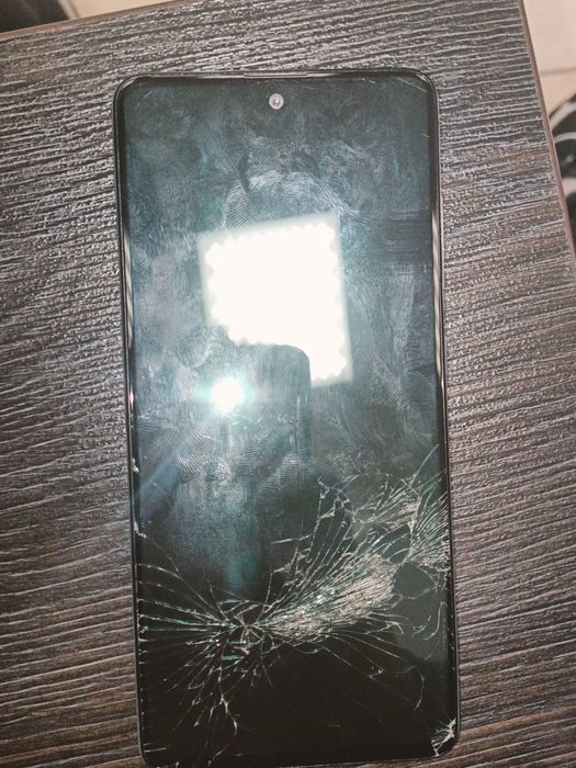 Три телефона а51 а52 оппо Рено лайт