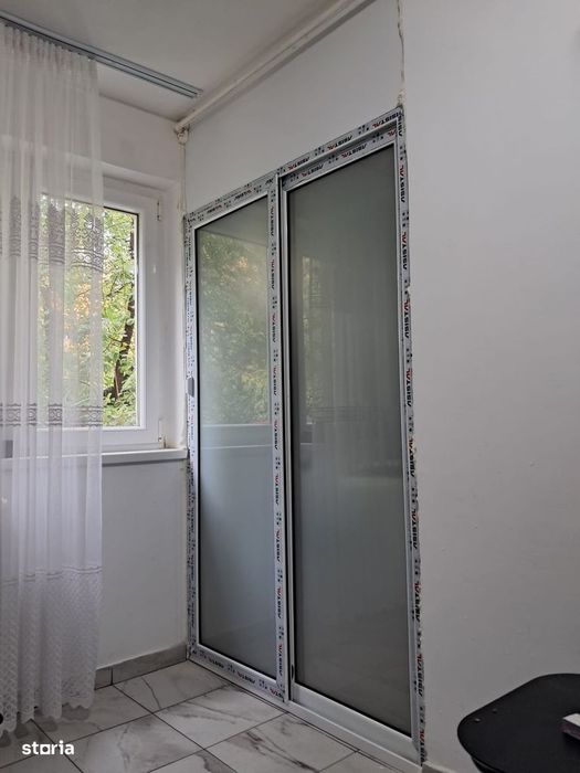 Garsonieră piata Reșița — fotografia 3