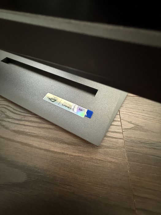 Монитор Asus ROG Strix / XG27UCS