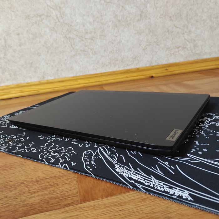 Рабочий-игровой ноутбук