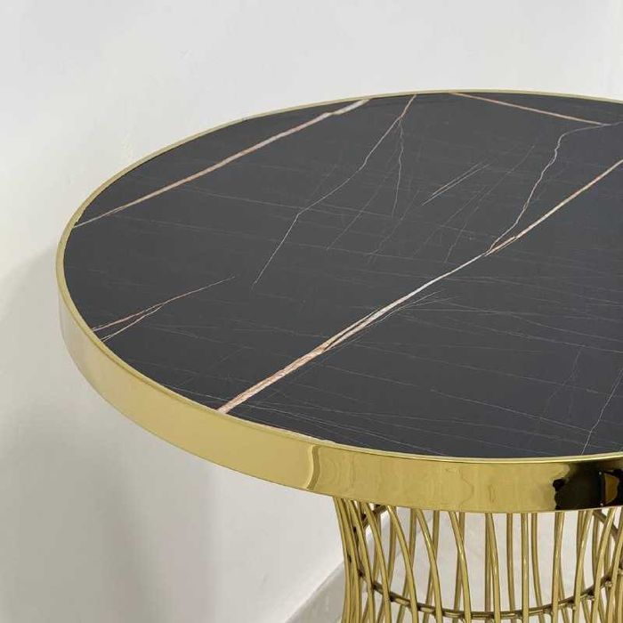 Круглый обеденный стол из прозрачного закаленного