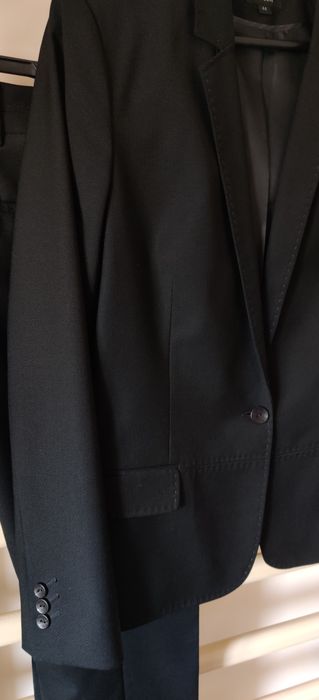 Costum office elegant marca Dika cu pantaloni negru