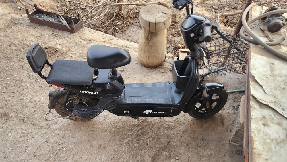 Электроскутер Drongo