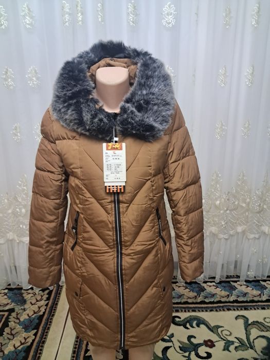 Курткалар сотилади янги кийилмаган