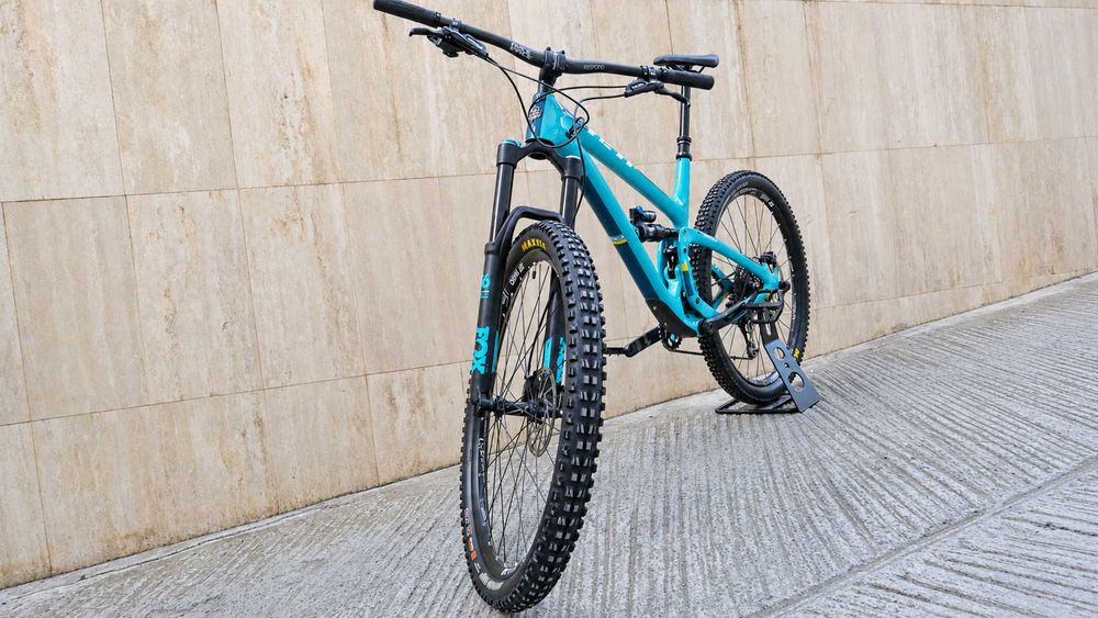 Yeti SB5.5 TURQ, L, 29 цола, FOX 36 Performance 160 мм, FOX Float X, SRAM X01 Eagle 1x12, Code R