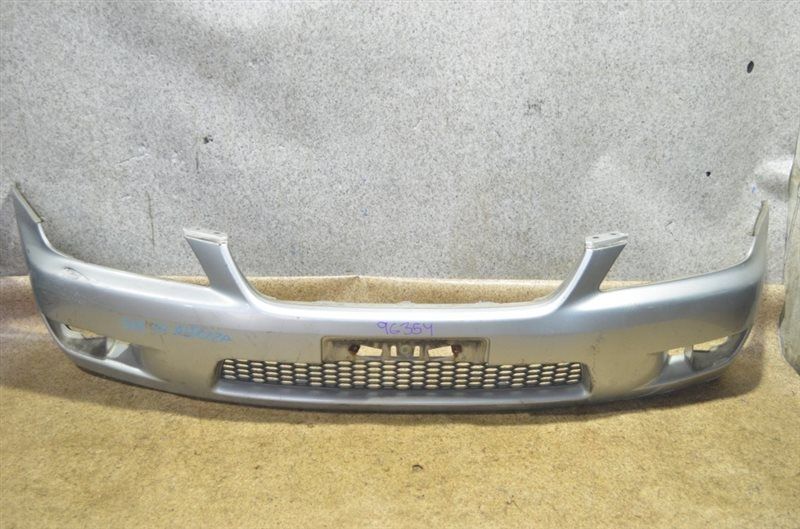 Передний бампер на Toyota Altezza