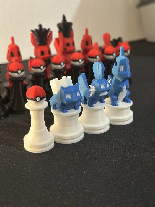 Pokémon Chess Set