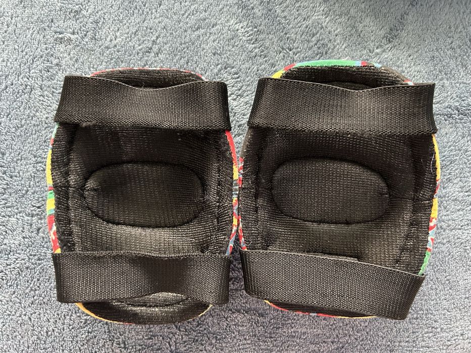 Детски наколенки за скейт и ролери