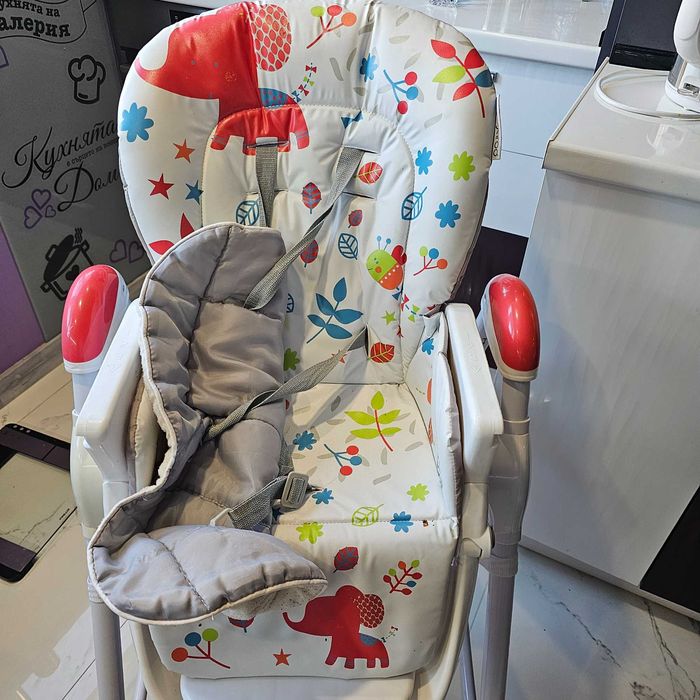 Столче за хранене Кангаро в отлично състояние