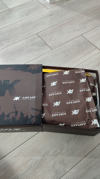 Продам спецобувь  41р