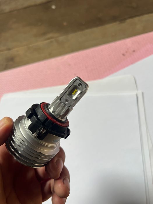Becuri LED dedicate pentru Golf VI