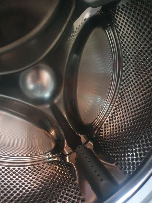Пералня whirlpool 6 sense 6 kg за части или ремонт