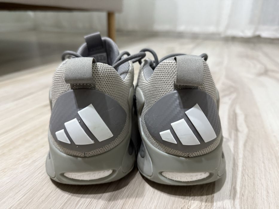 Баскетболни маратонки Adidis AE