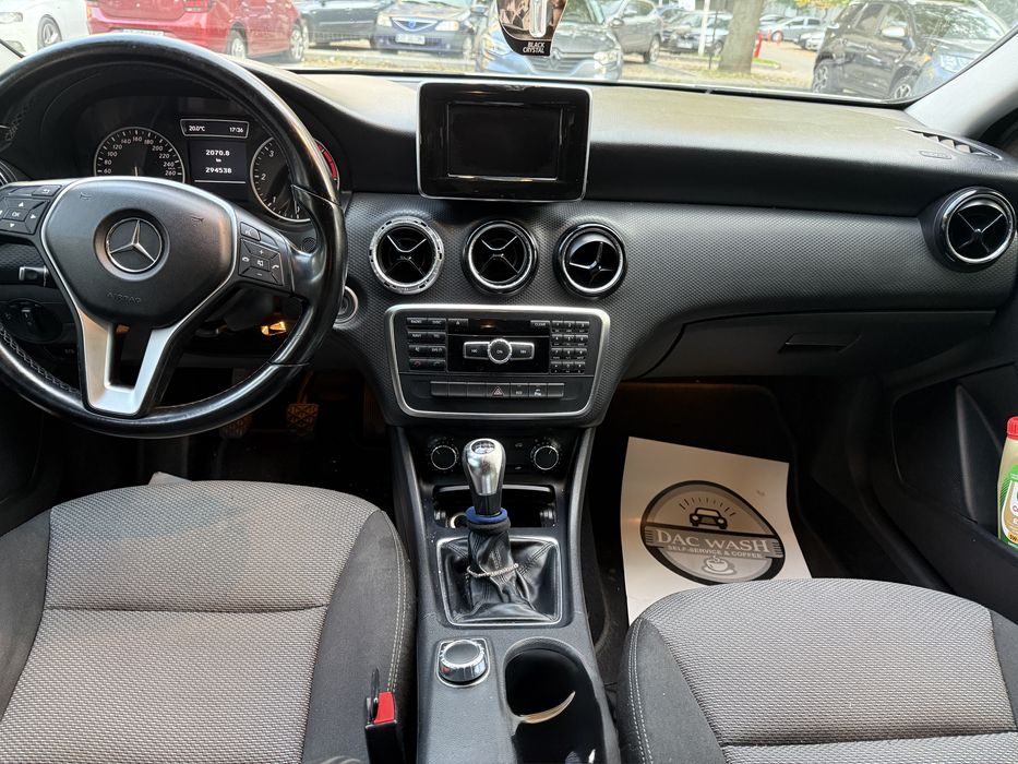 Mercedes benz A180