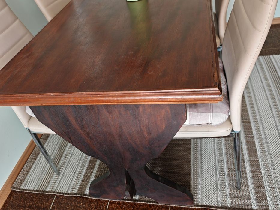 Маса за хранене от  махагон