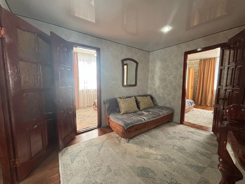 Сдам посуточно коттедж