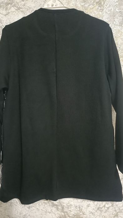 Продам верхнюю одежду