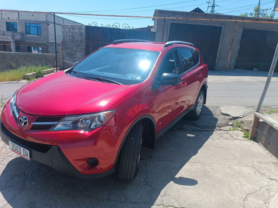 Продам Тоету РАФ 4