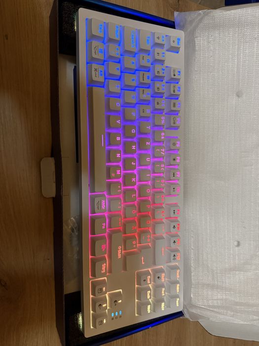 Tastatură mecanică TECURS MK206 wireless gaming QWERTZ red switch RGB